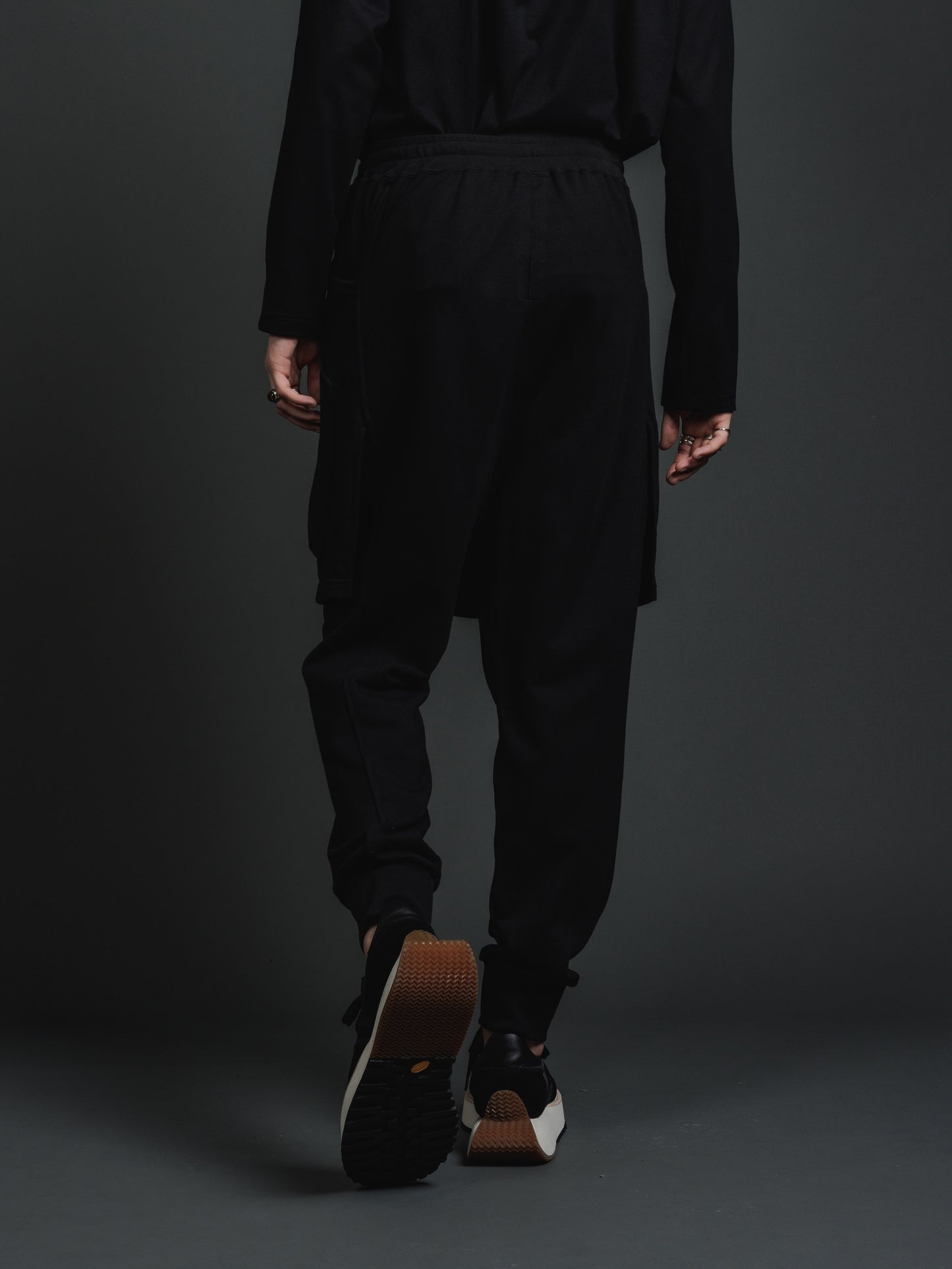
                  
                    SWEAT SKIRT PANTS
                  
                