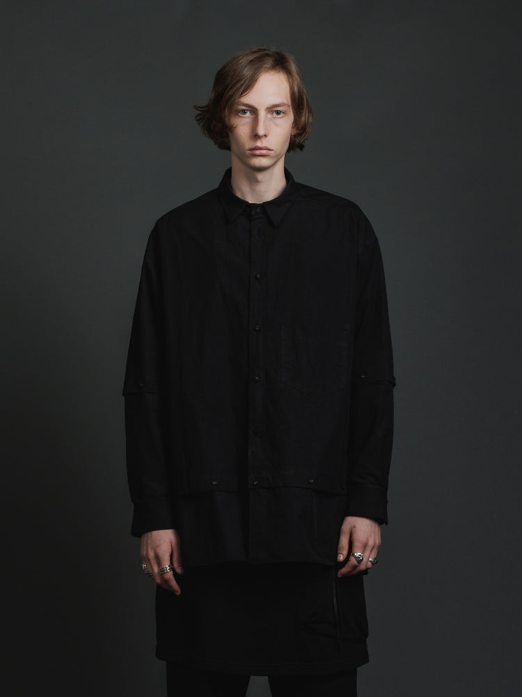 
                  
                    DETACHABLE SHIRT
                  
                