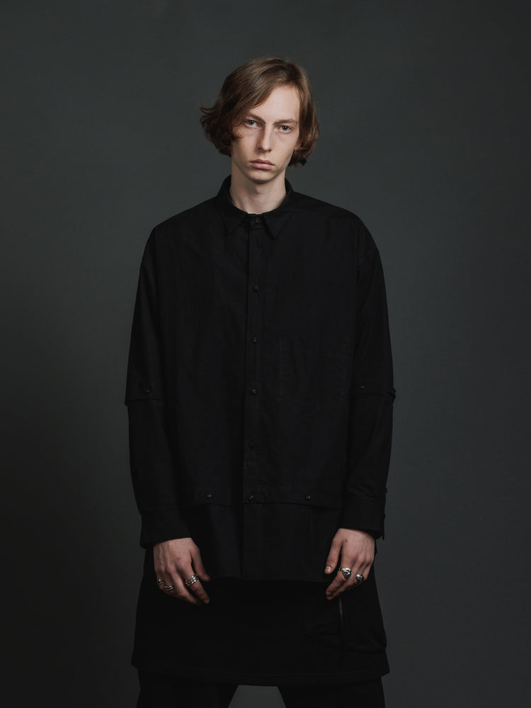 
                  
                    DETACHABLE SHIRT
                  
                
