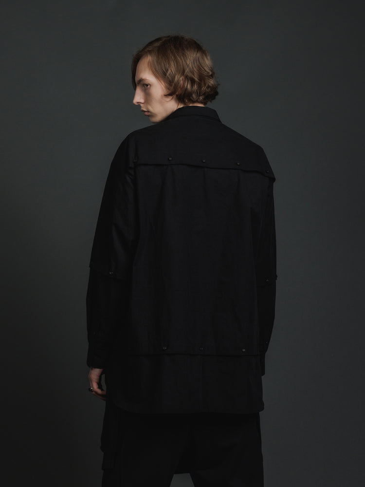 
                  
                    DETACHABLE SHIRT
                  
                