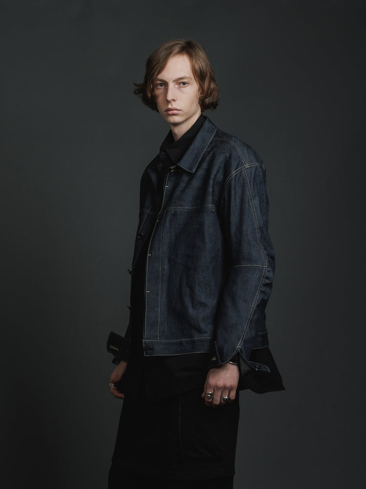
                  
                    STRETCH DENIM JACKET
                  
                