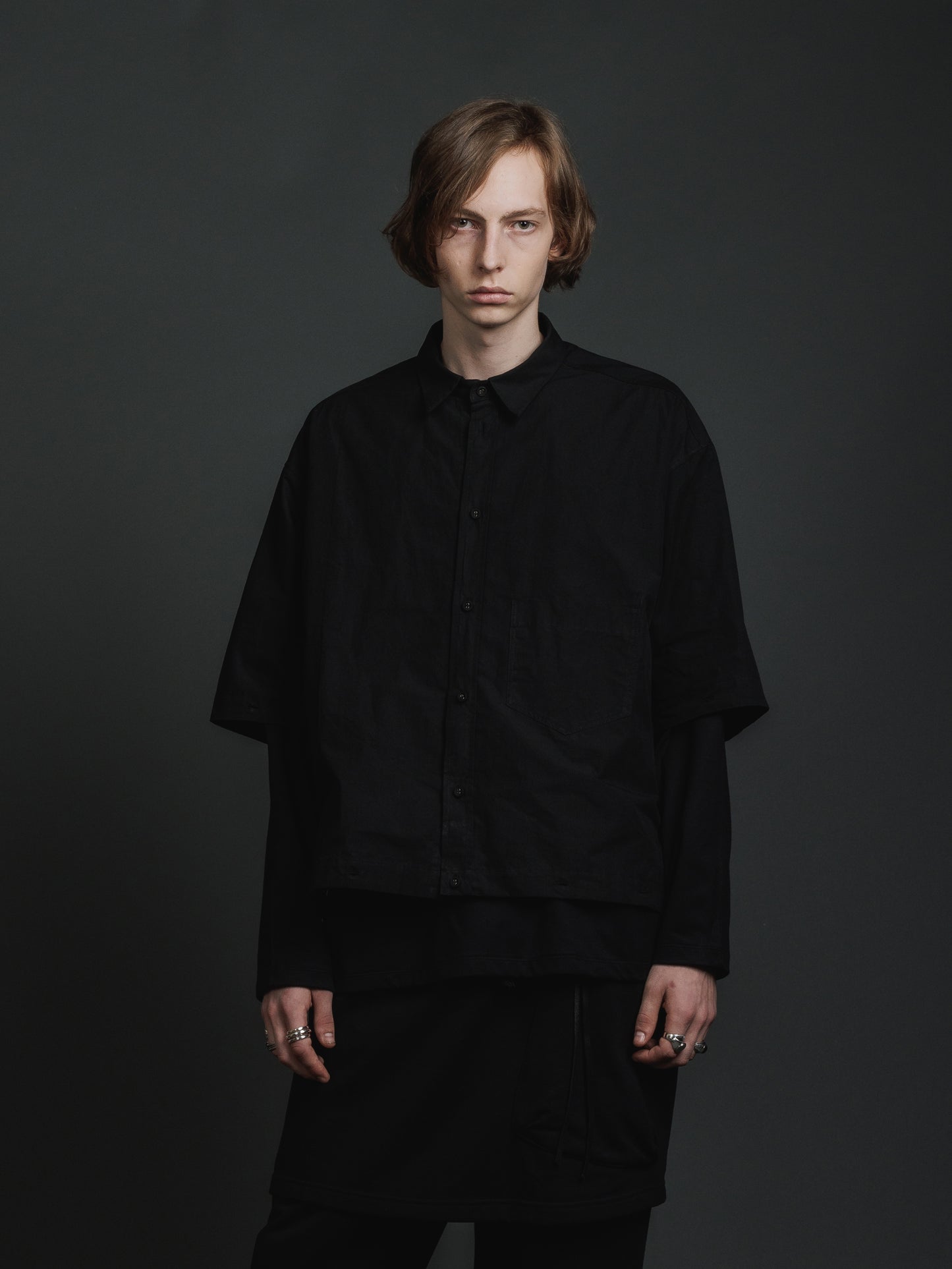 
                  
                    DETACHABLE SHIRT
                  
                