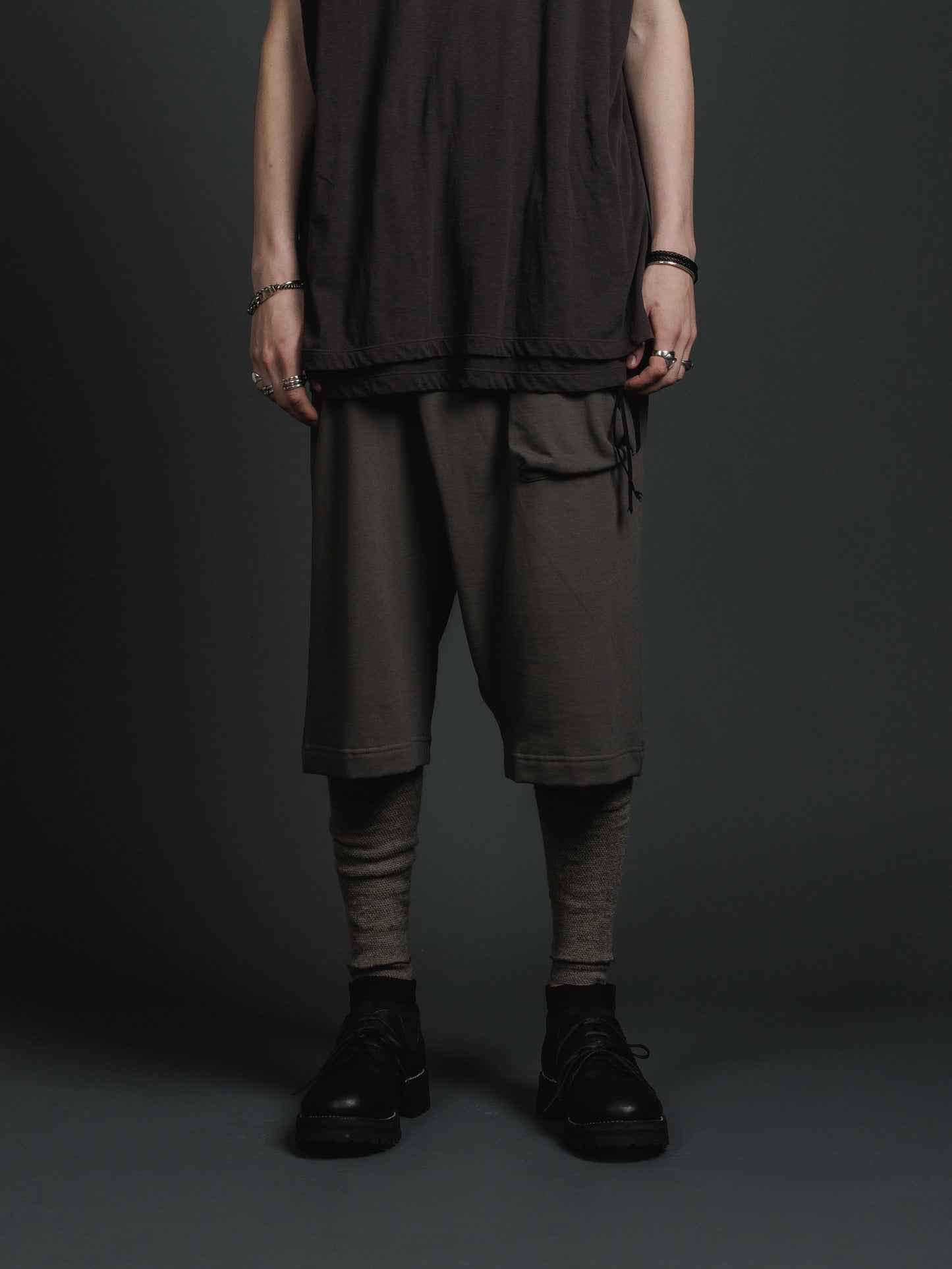 
                  
                    SWEAT WRAP PANTS
                  
                