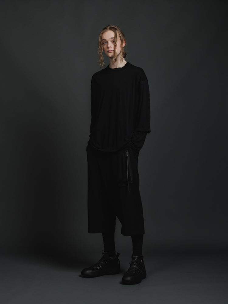 
                  
                    SWEAT WRAP PANTS
                  
                