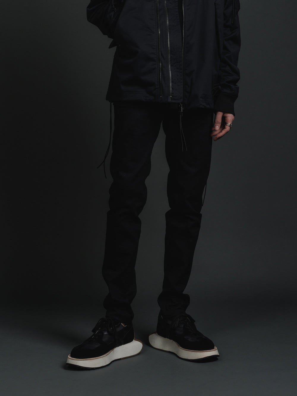 STRETCH DENIM SLIM PANTS