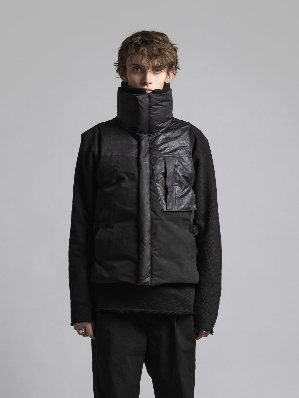 WATER-REPELLENT DOWN VEST