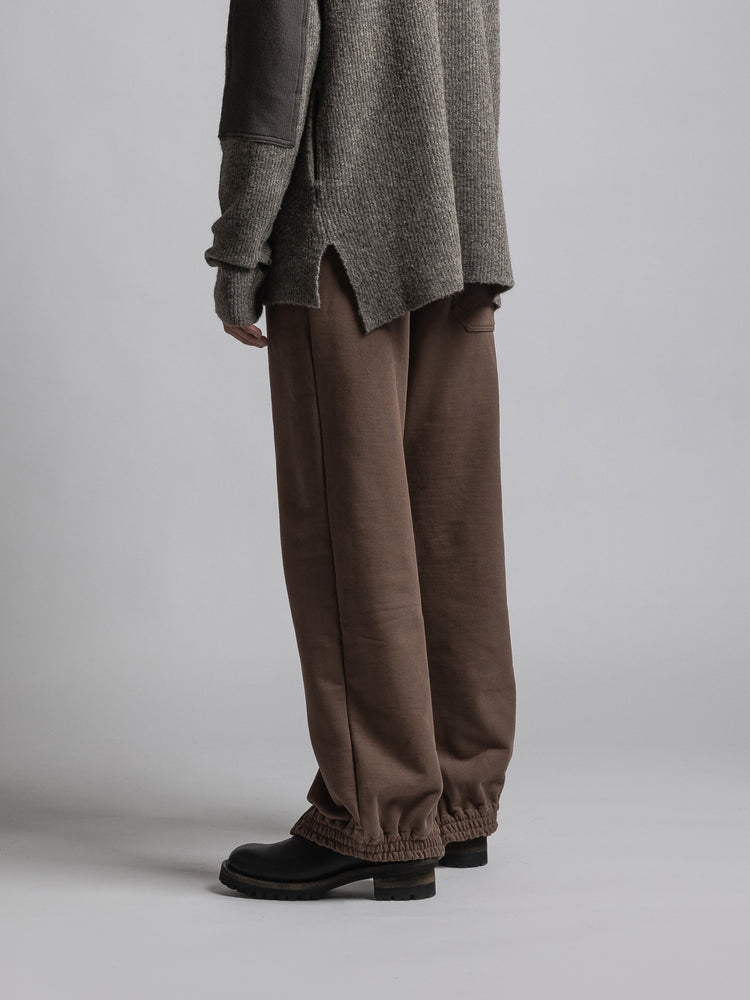
                  
                    FADED SWEAT ZIP PANTS
                  
                