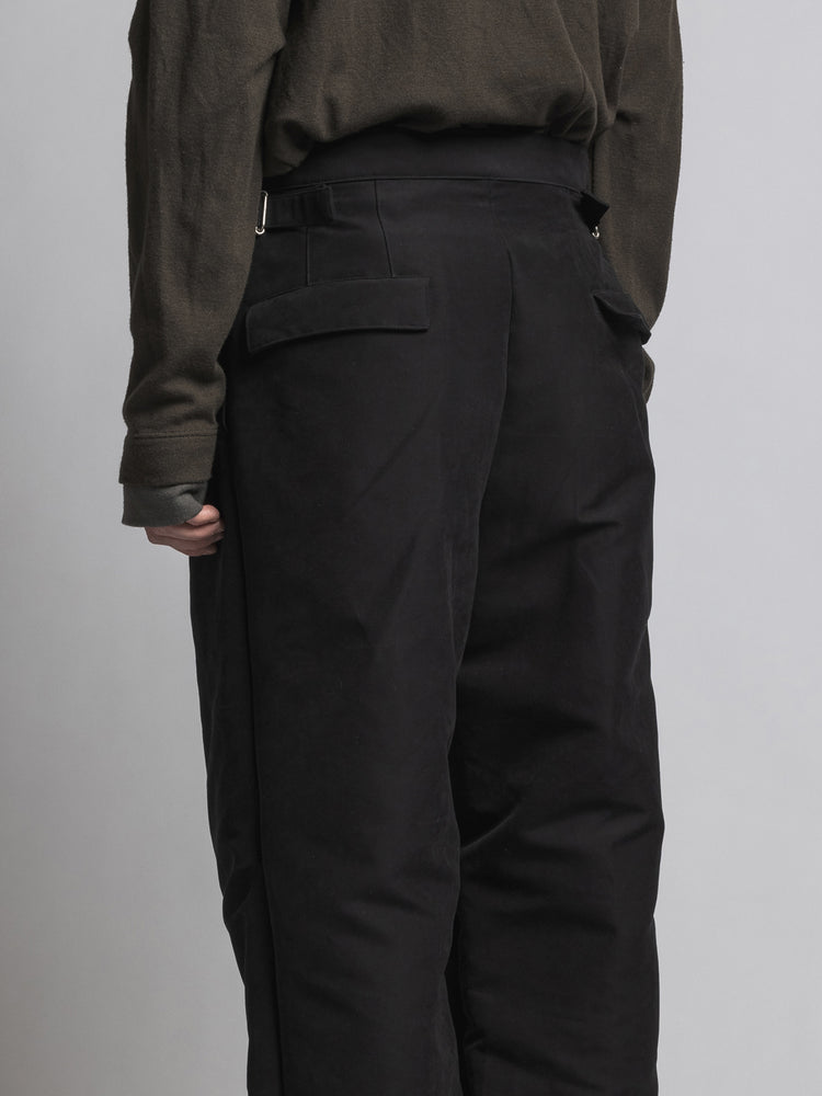 
                  
                    WATER-REPELLENT CUFF PANTS
                  
                