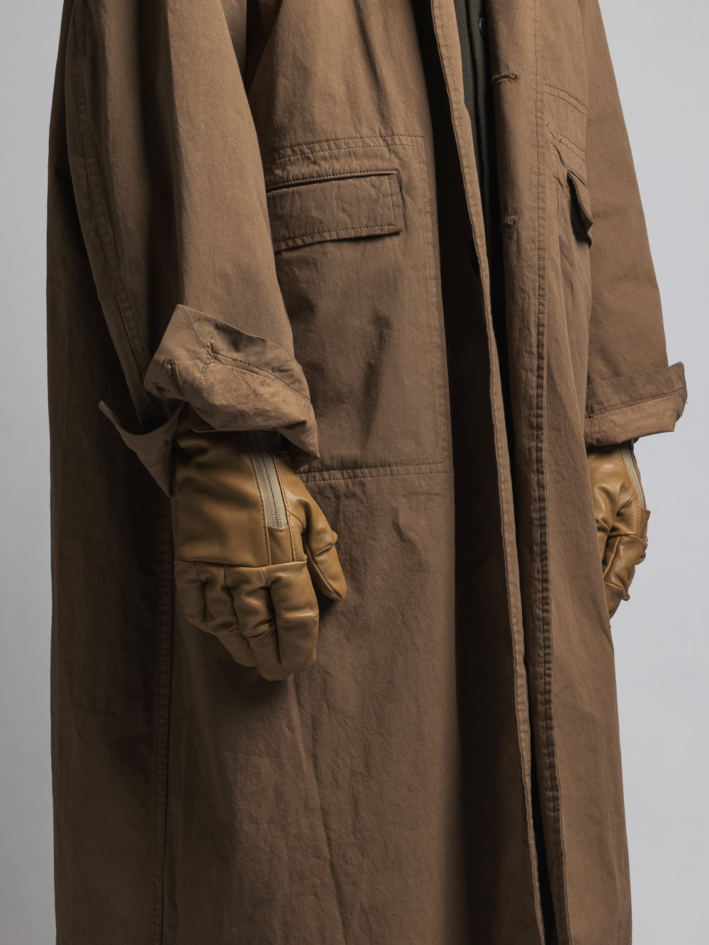 LAMB LEATHER FASTENER GLOVE