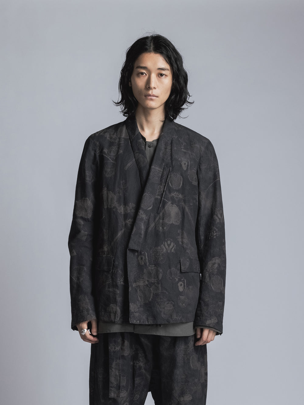 INSECTS PRINTED BLAZER