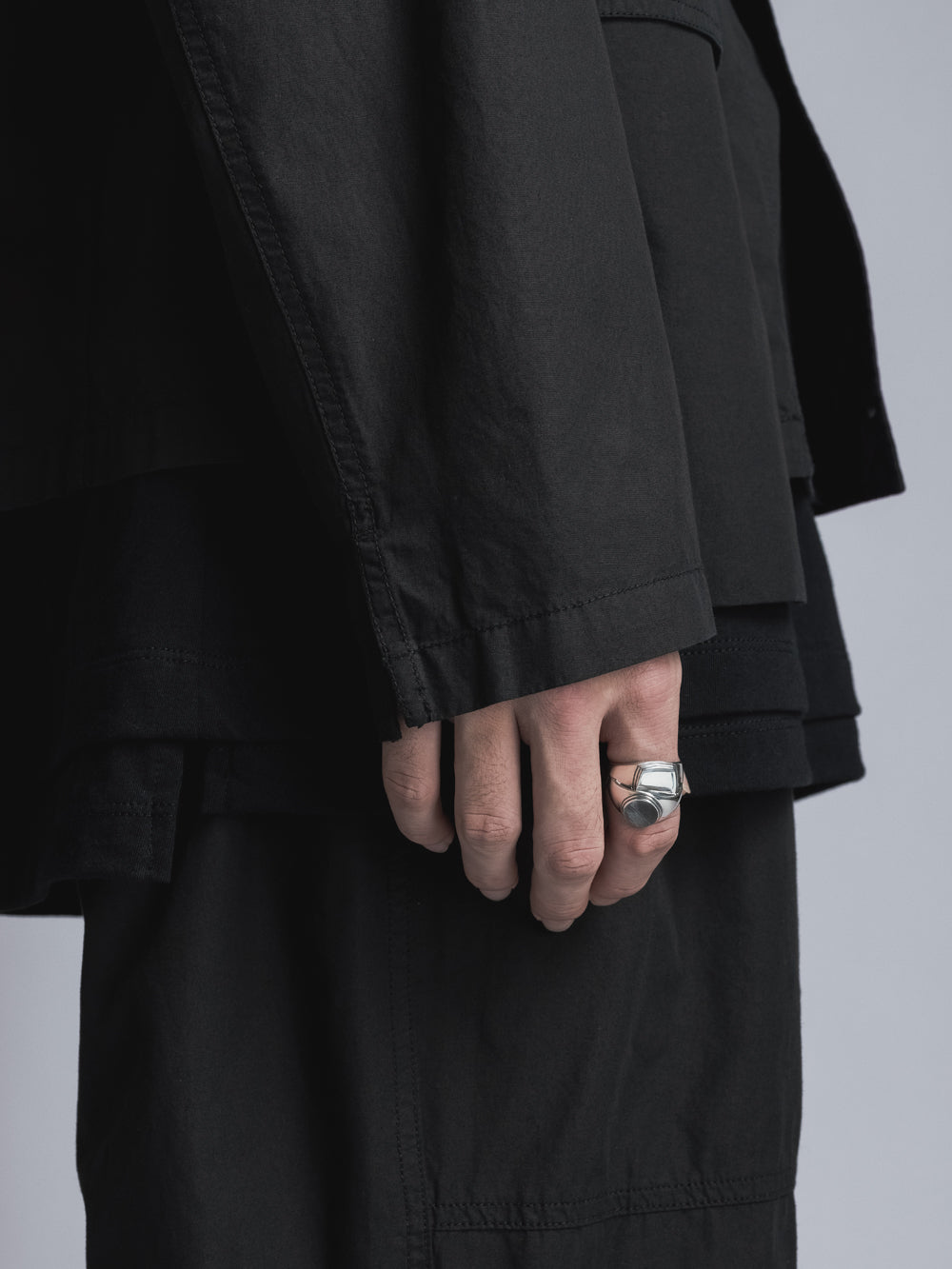 
                  
                    x ECTM SILVER925 DUAL RING
                  
                