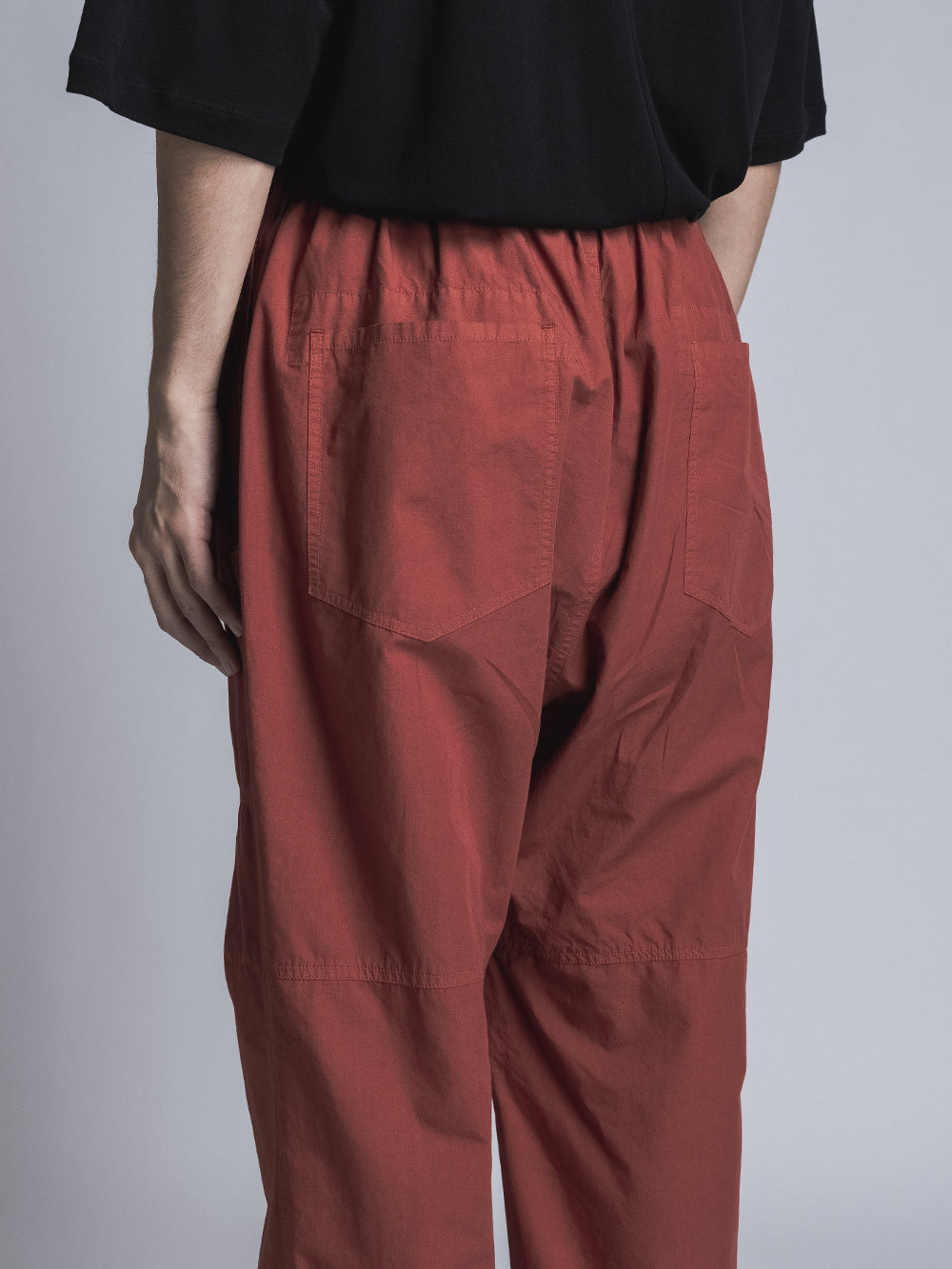 
                  
                    GARMENT DYE WIDE TROUSERS
                  
                