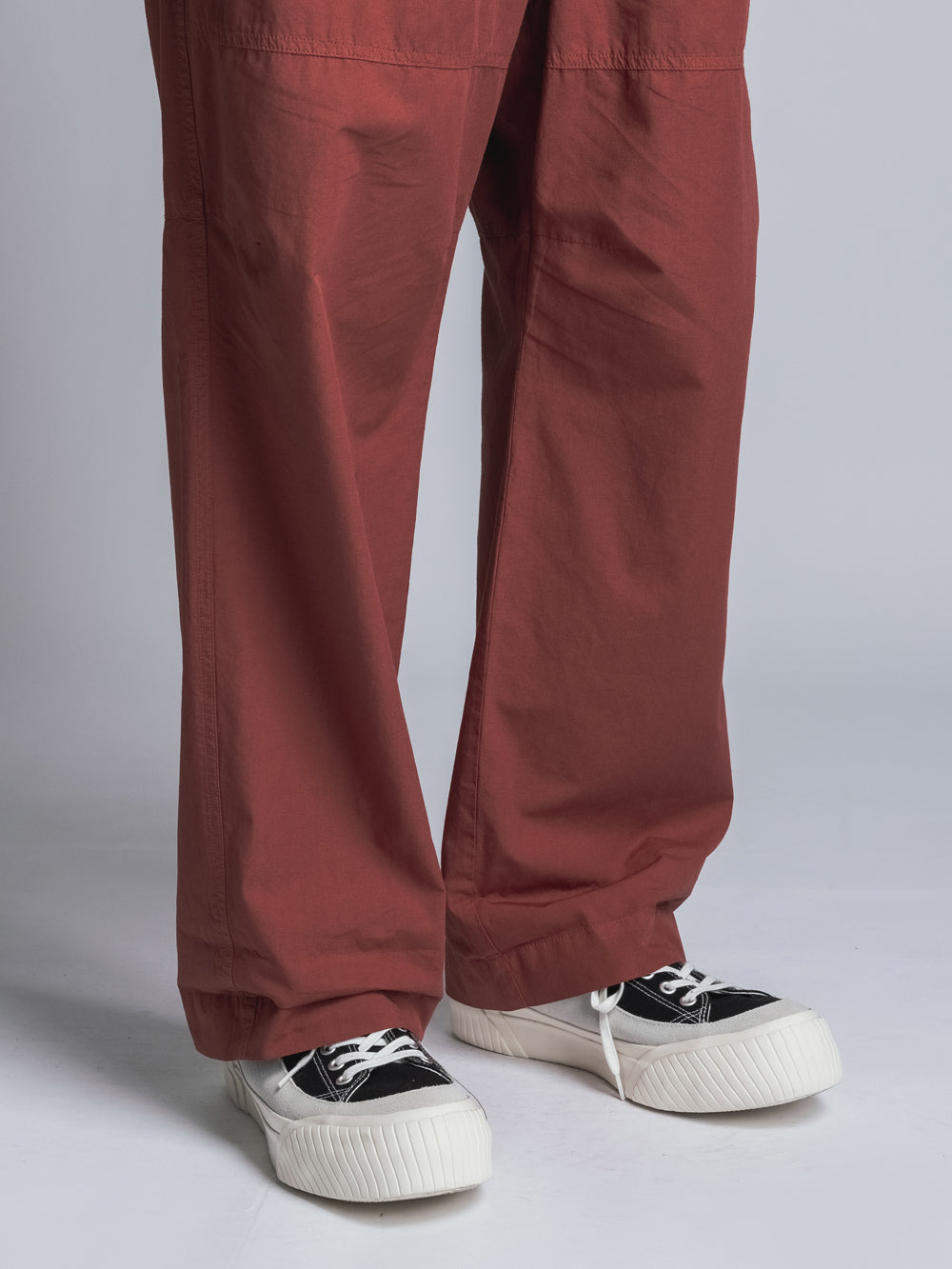 
                  
                    GARMENT DYE WIDE TROUSERS
                  
                