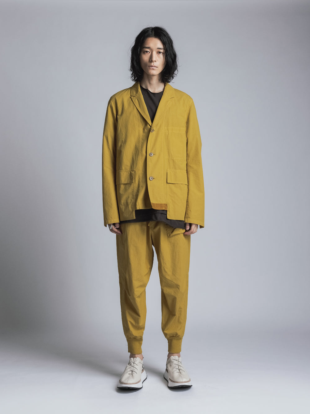 
                  
                    GARMENT DYE  BLAZER
                  
                