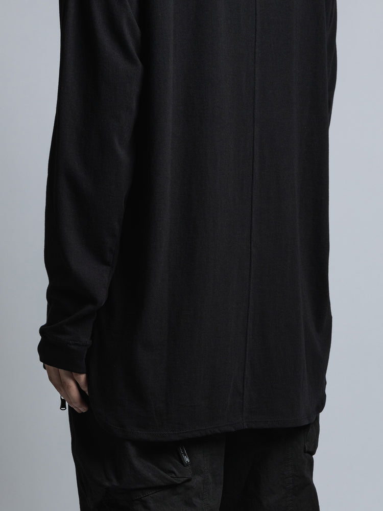 
                  
                    MASK TURTLENECK L/S T-SHIRTS
                  
                