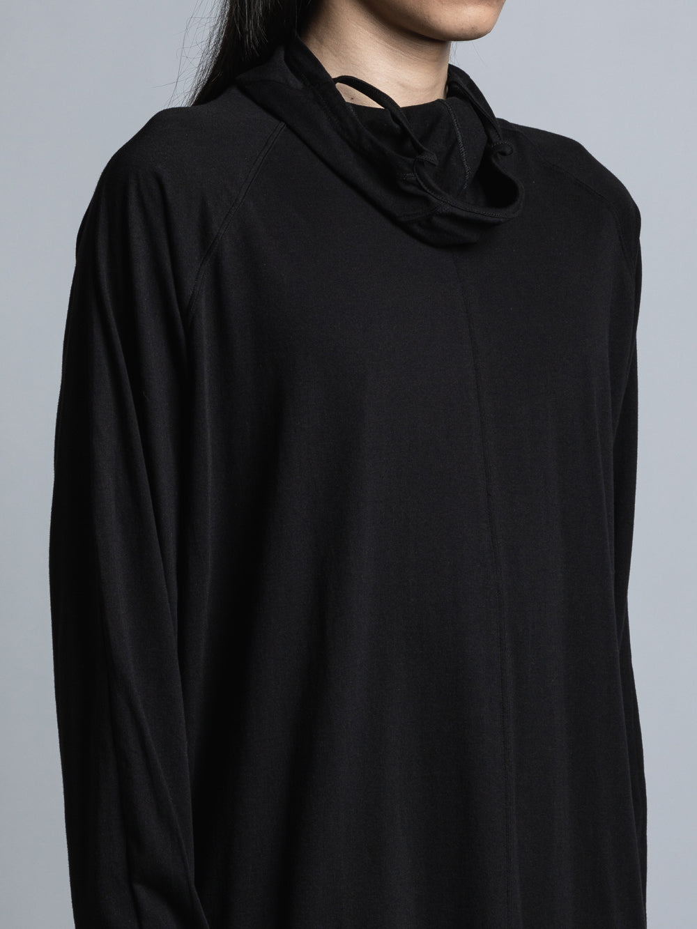 
                  
                    MASK TURTLENECK L/S T-SHIRTS
                  
                