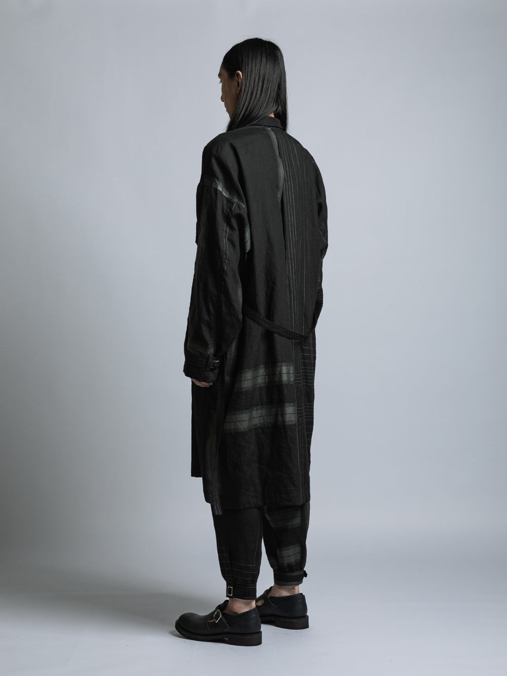 
                  
                    PRINTED LINEN COAT
                  
                