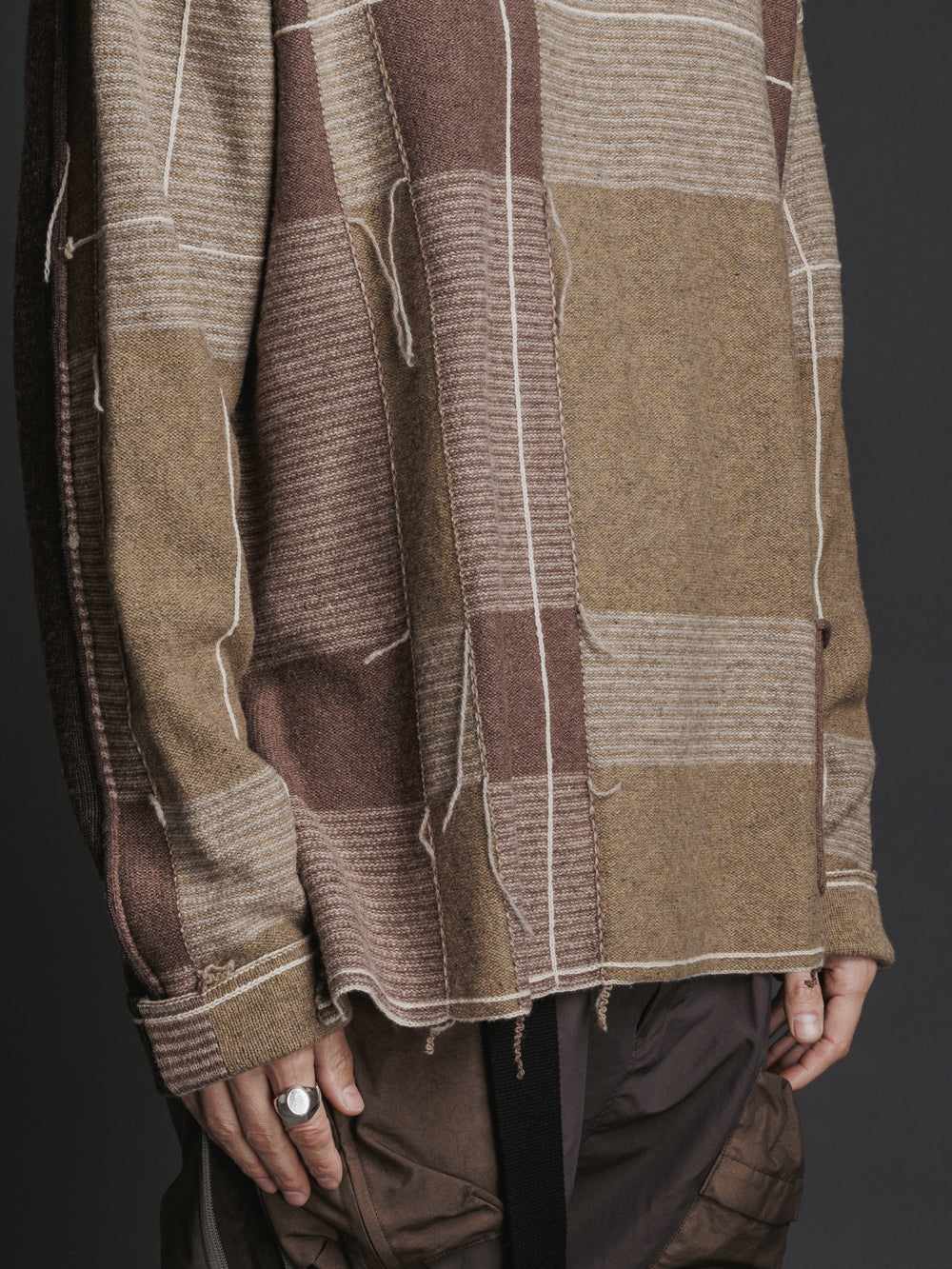 
                  
                    COMBINATION CHECK KNIT
                  
                