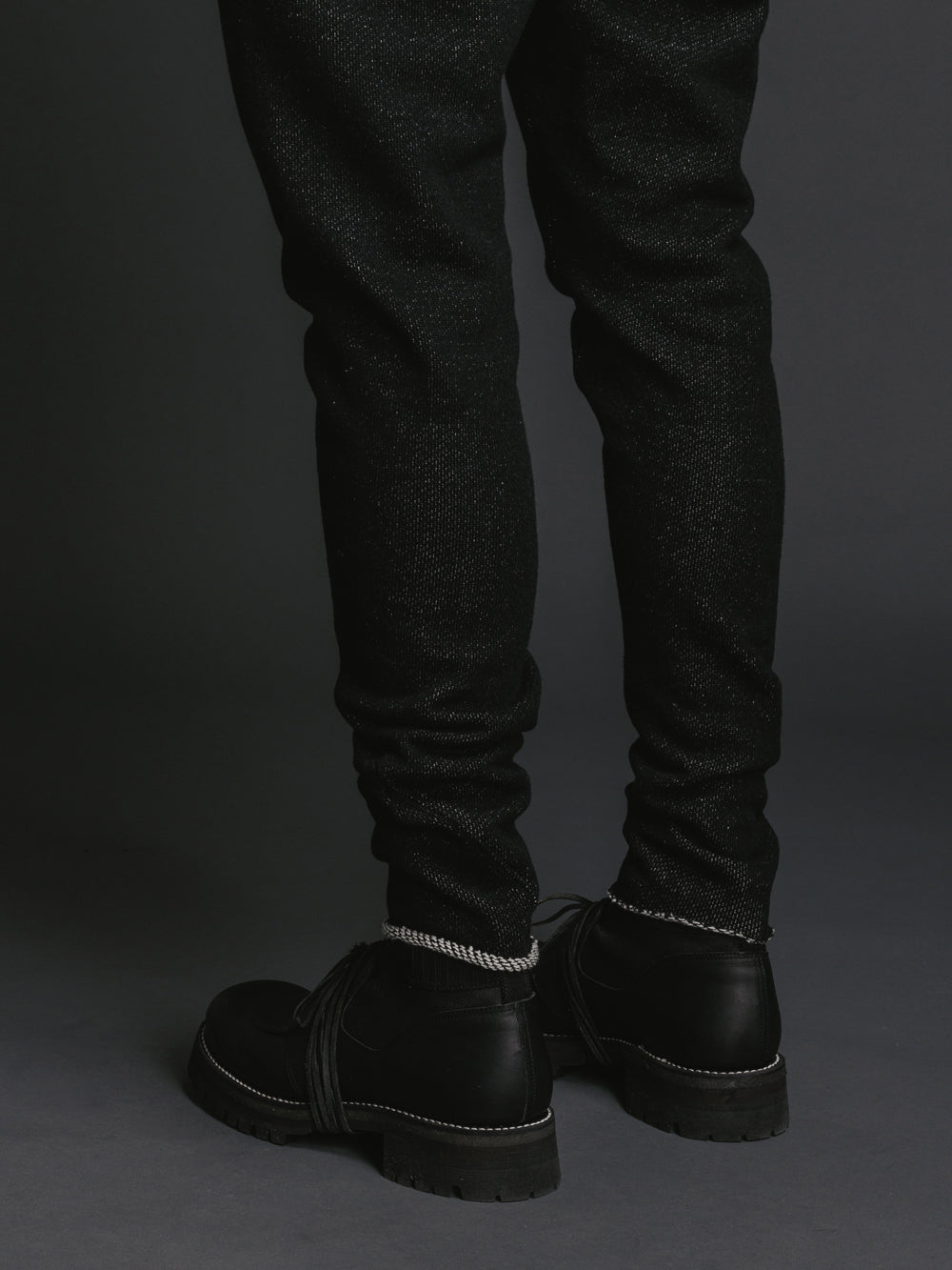 
                  
                    WOOL / COTTON SLIM PANTS
                  
                