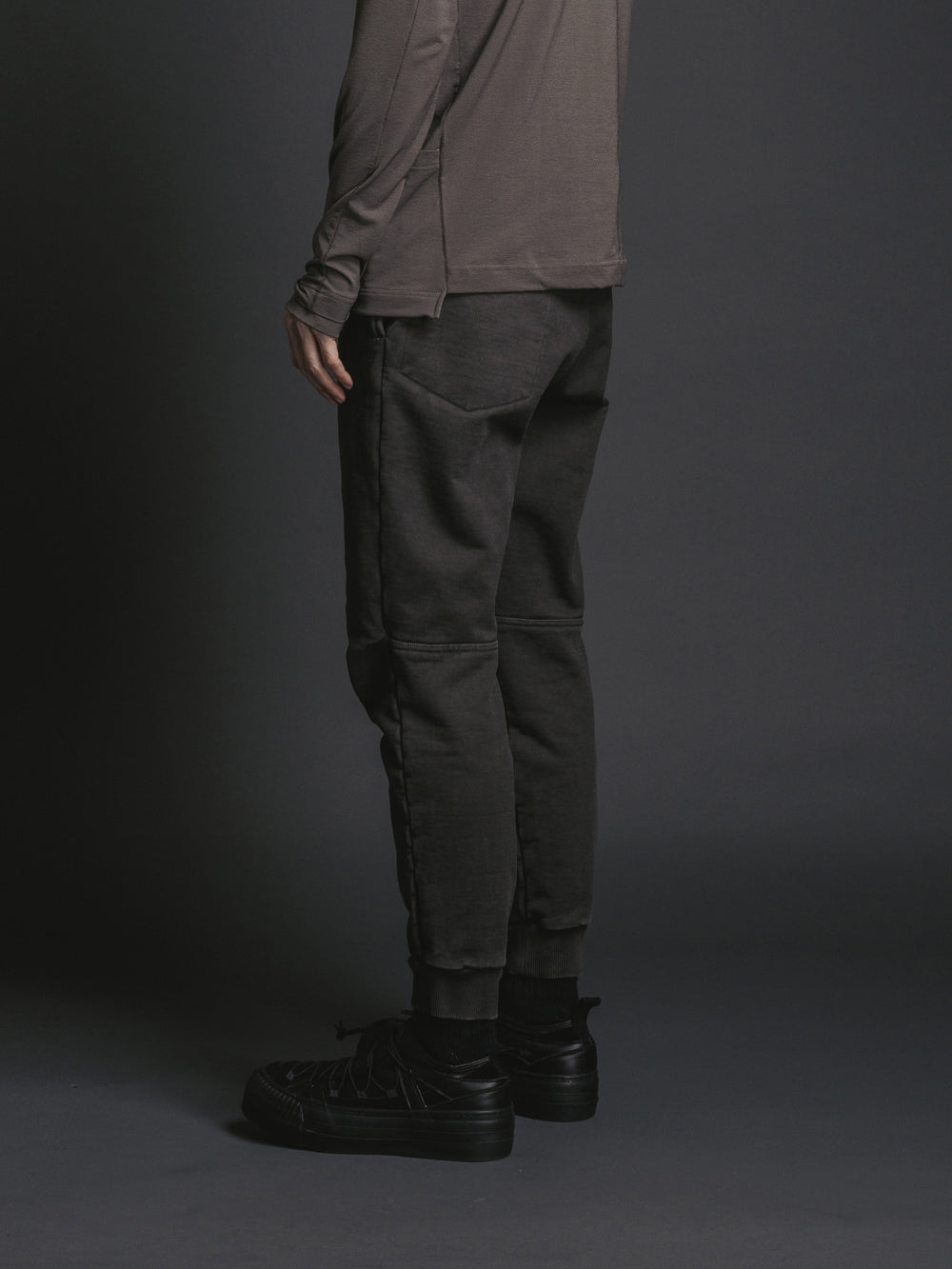 
                  
                    SWEAT JOGGER PANTS
                  
                