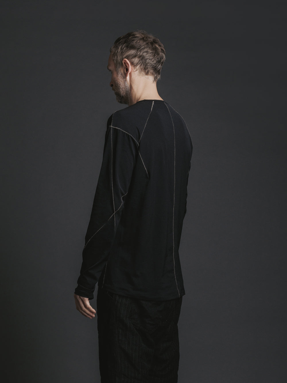 
                  
                    STRETCH NYLON LONG SLEEVE T-SH
                  
                